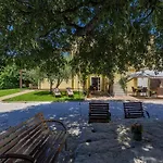 Nino-2 By Interhome Πόρετς