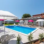 דירה Nino-2 By Interhome *