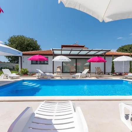 Nino-2 By Interhome * Poreč