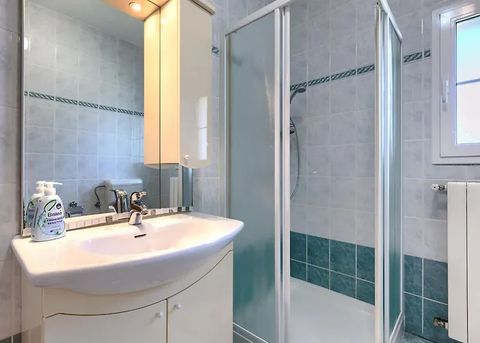 Nino-2 By Interhome * Poreč