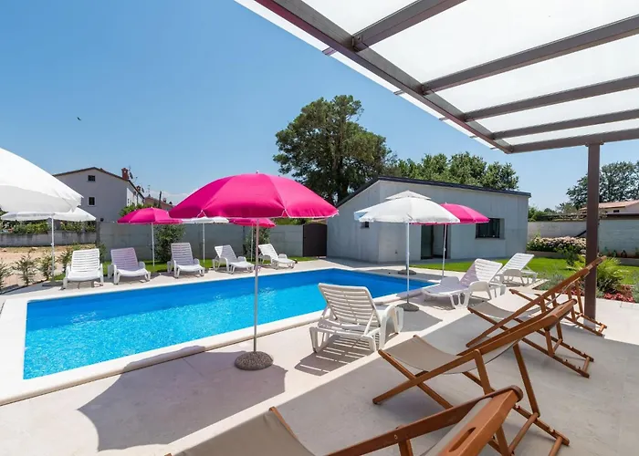 Nino-2 By Interhome Lejlighed